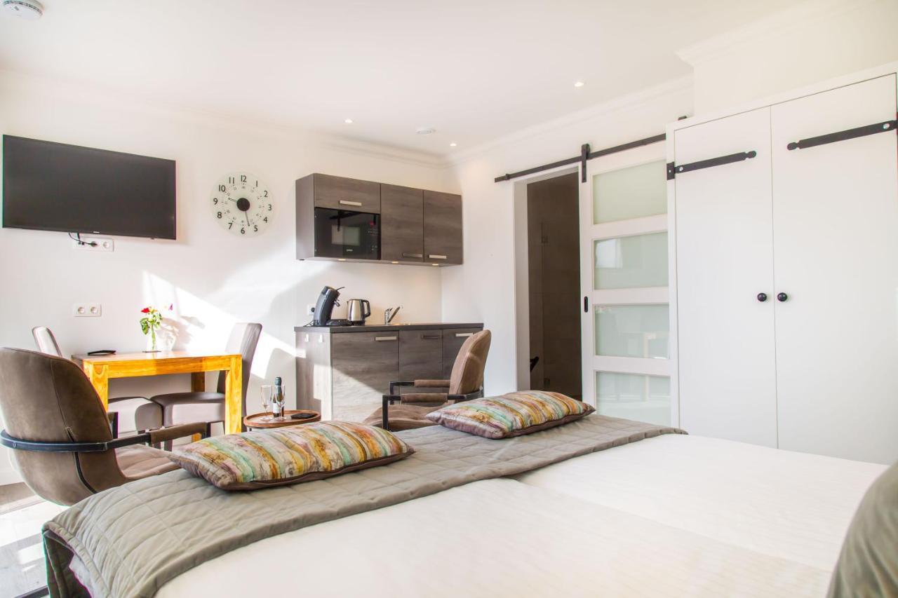 Luxe Kamer Chambre Renard Met Eigen Terras Zoutelande Exterior photo